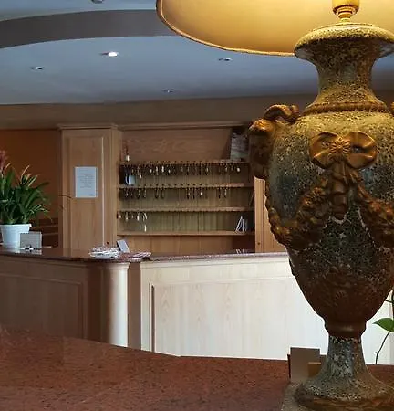 Hotel Ascot