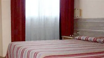 Ξενοδοχείο Ascot 3*