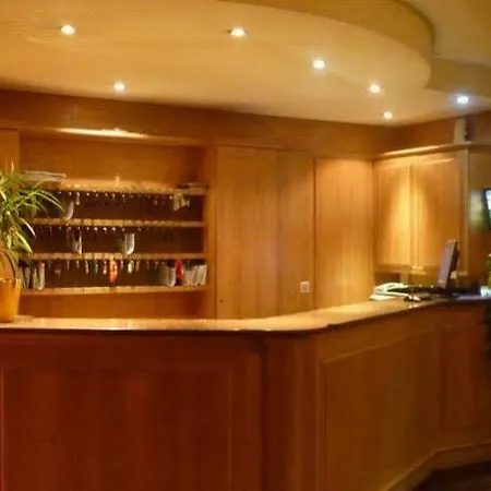 Hotel Ascot 3*