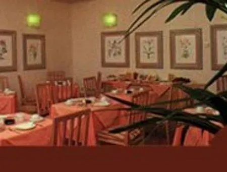 Ascot Hotel 3*